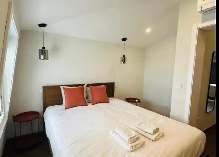 Bridge Apartment